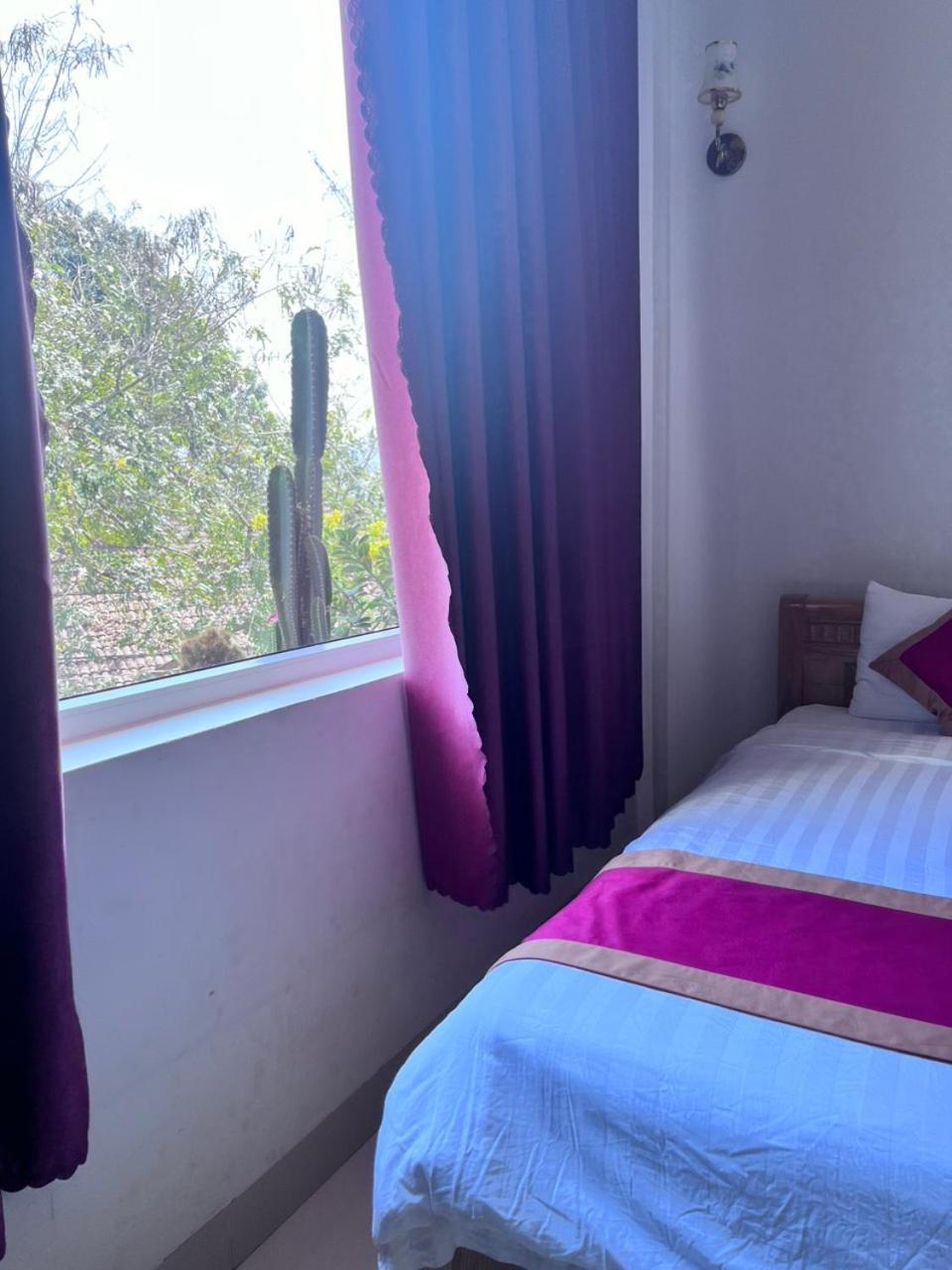Lak View Hotel Lien Son Exterior photo