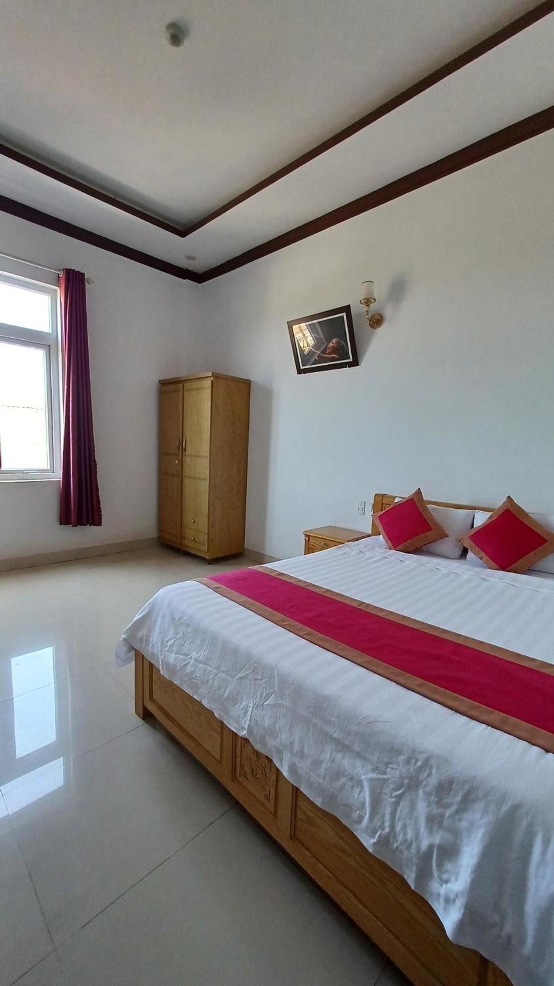Lak View Hotel Lien Son Exterior photo